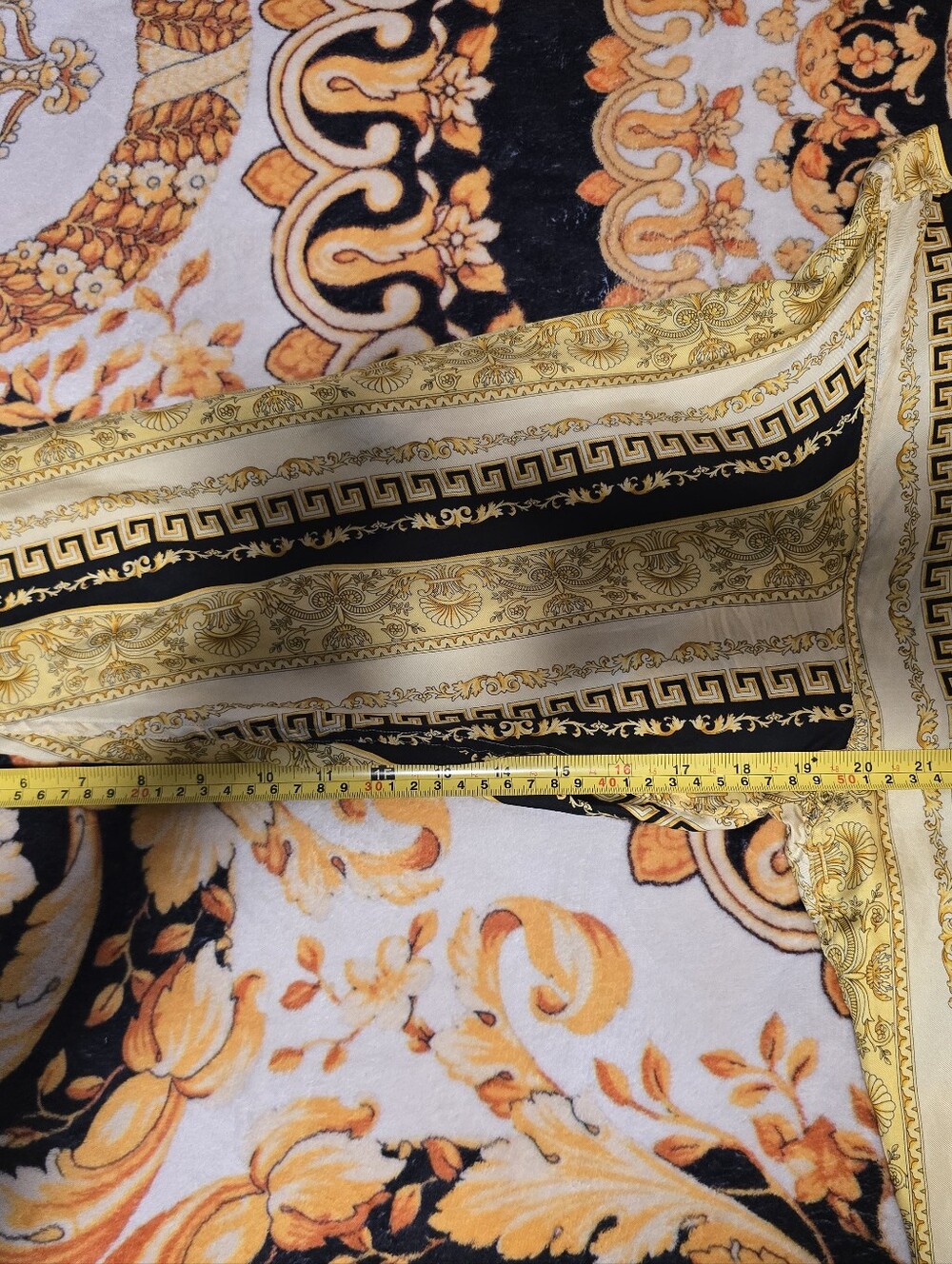 Authentic VERSACE CLASSIC V2 silk shirt - Picture 8 of 8